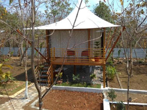 Jayshrea Meadows in Chanda, India