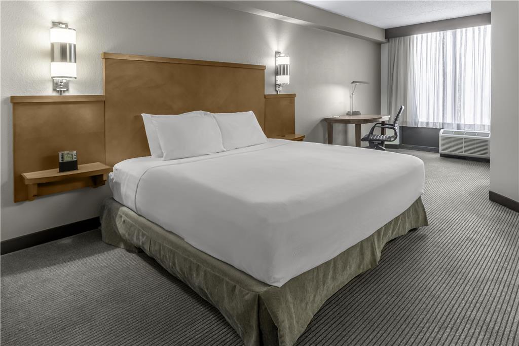 Hyatt Place Charlotte Airport Billy Graham Parkway - photo 26