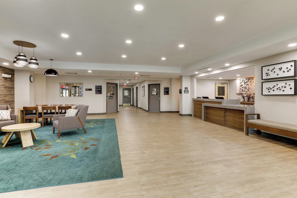 Candlewood Suites Lexington by IHG - photo 51