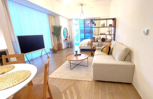 Yas Beach Studio - carbon neutral hotel in Abu Dhabi