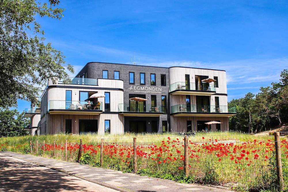 De Egmonden — 4-Star Luxury Hotel in Egmond Aan Zee, Netherlands