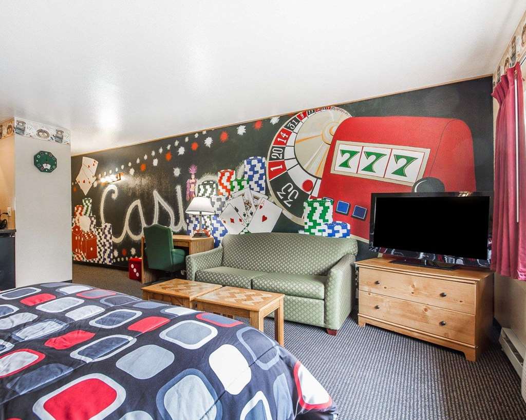 Rodeway Inn & Suites Madison East - photo 29