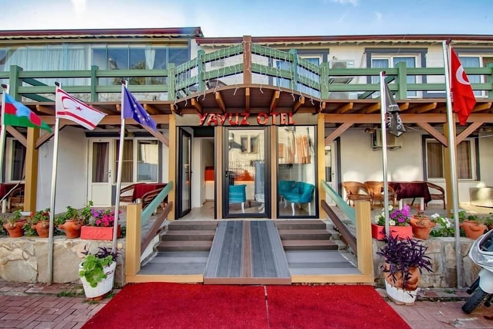 Akcay Yavuz Otel in Edremit, Turkey