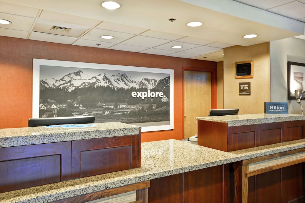 Hampton Inn Seattle Southcenter - photo 2