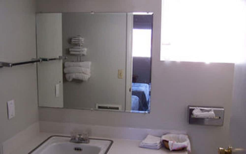 Washington Motel - photo 12