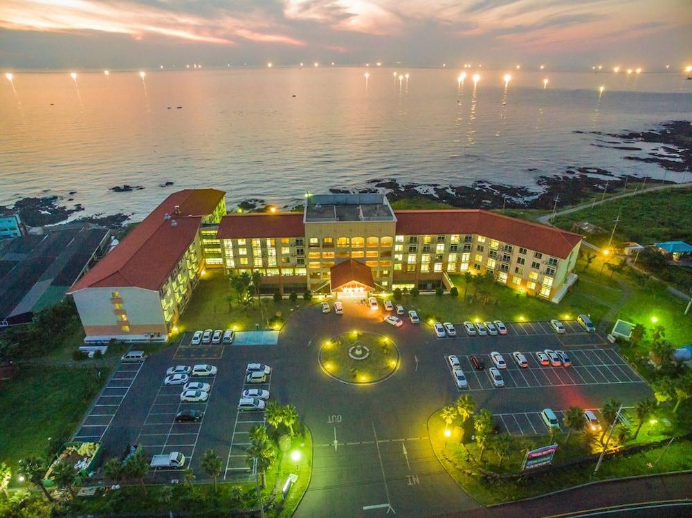 Il Sung Jeju Beach Resort — 4-Star Luxury Hotel in Jeju City, South Korea