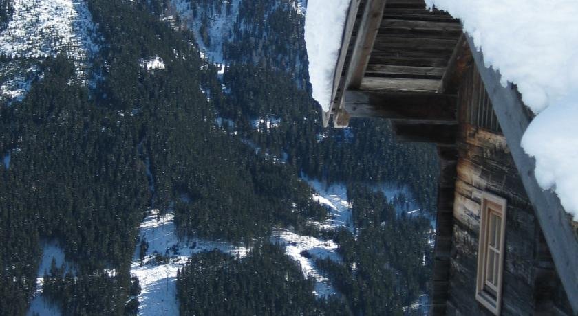 Haus Brigitta — 4-Star Luxury Hotel in Tux, Austria