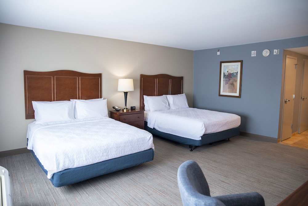 Hampton Inn & Suites Jacksonville - photo 14