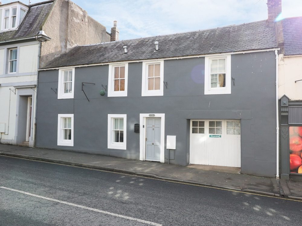 The Antlers - carbon neutral hotel in Coldstream