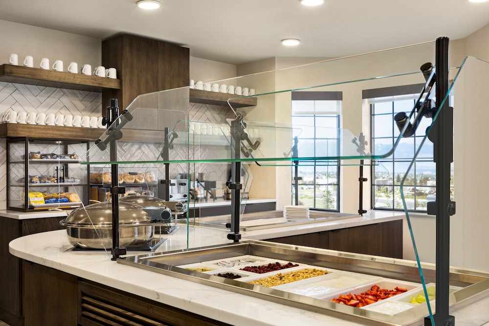 Staybridge Suites Colorado Springs NE Powers by IHG - photo 30