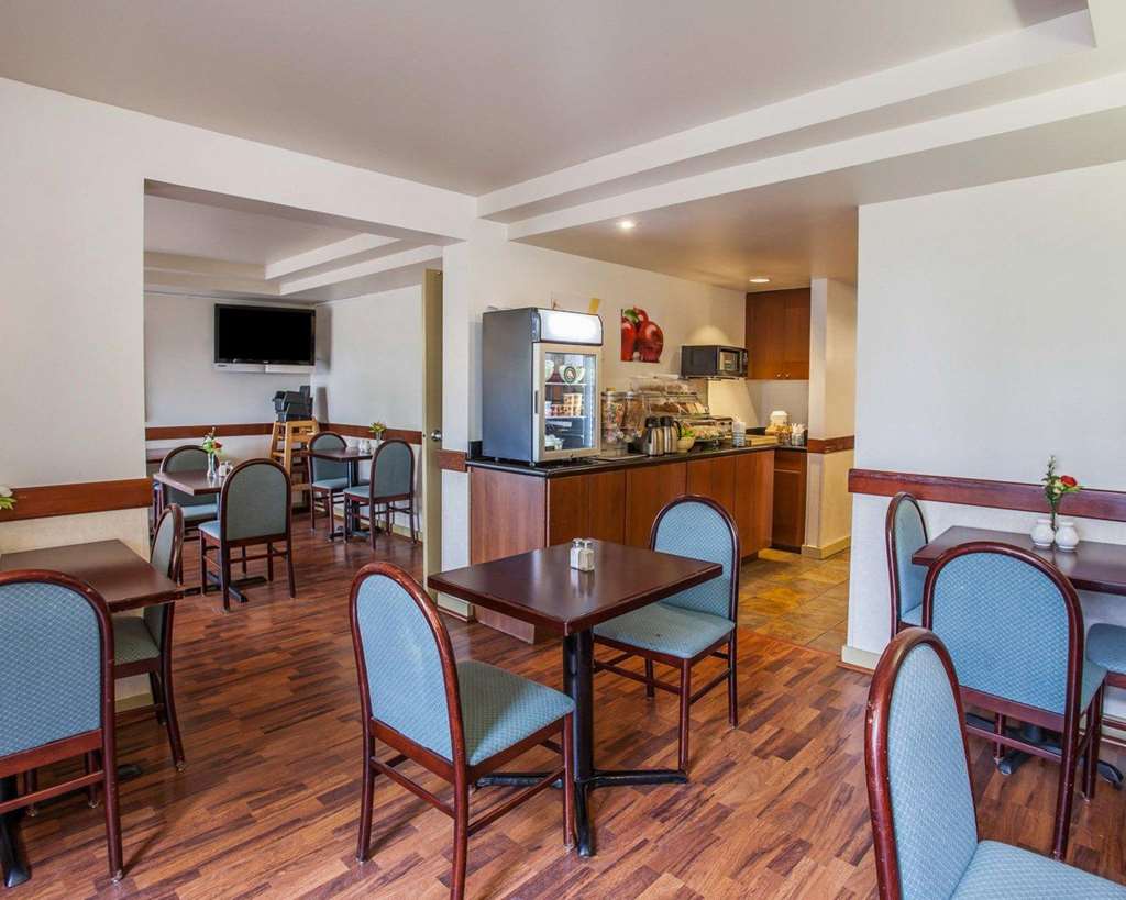 Quality Inn & Suites Everett - photo 48