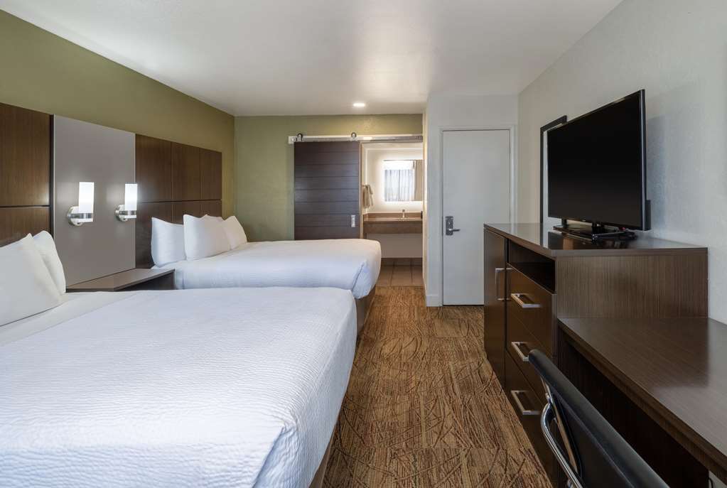 Best Western Pony Soldier Inn & Suites - photo 29