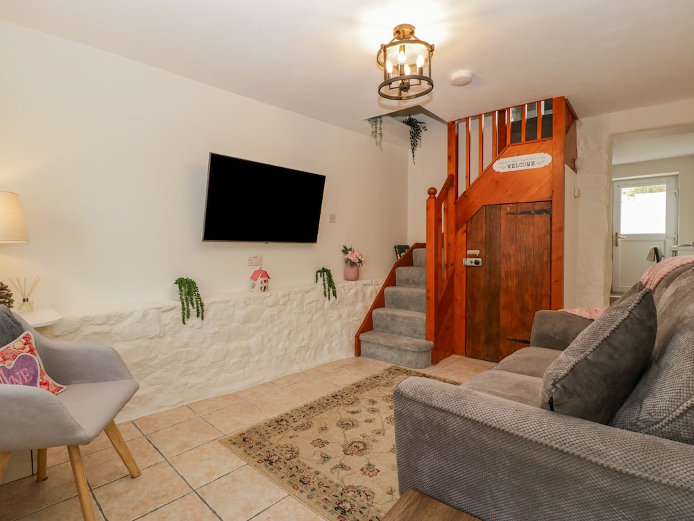 The Cwtch - carbon neutral hotel in Abergavenny
