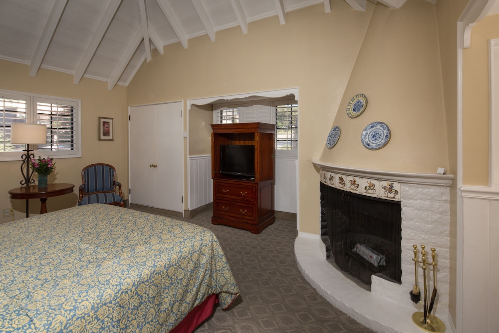 Normandy Inn - photo 10
