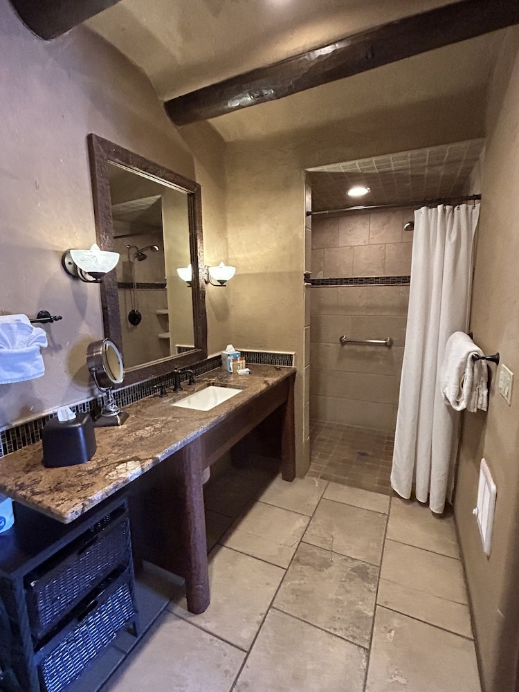 The Inn at Vanessie - photo 57