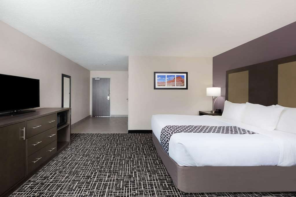La Quinta Inn & Suites by Wyndham Kanab - photo 41
