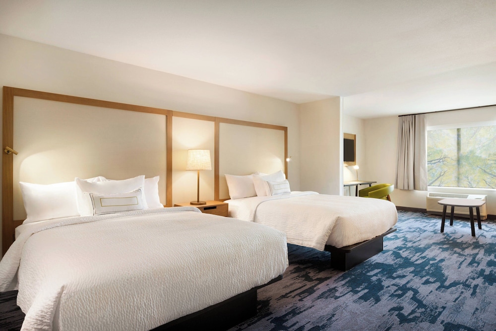 Fairfield Inn & Suites by Marriott Boulder Longmont - photo 10