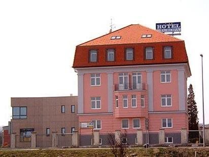 Hotel Europa — hotel in Karlovac
