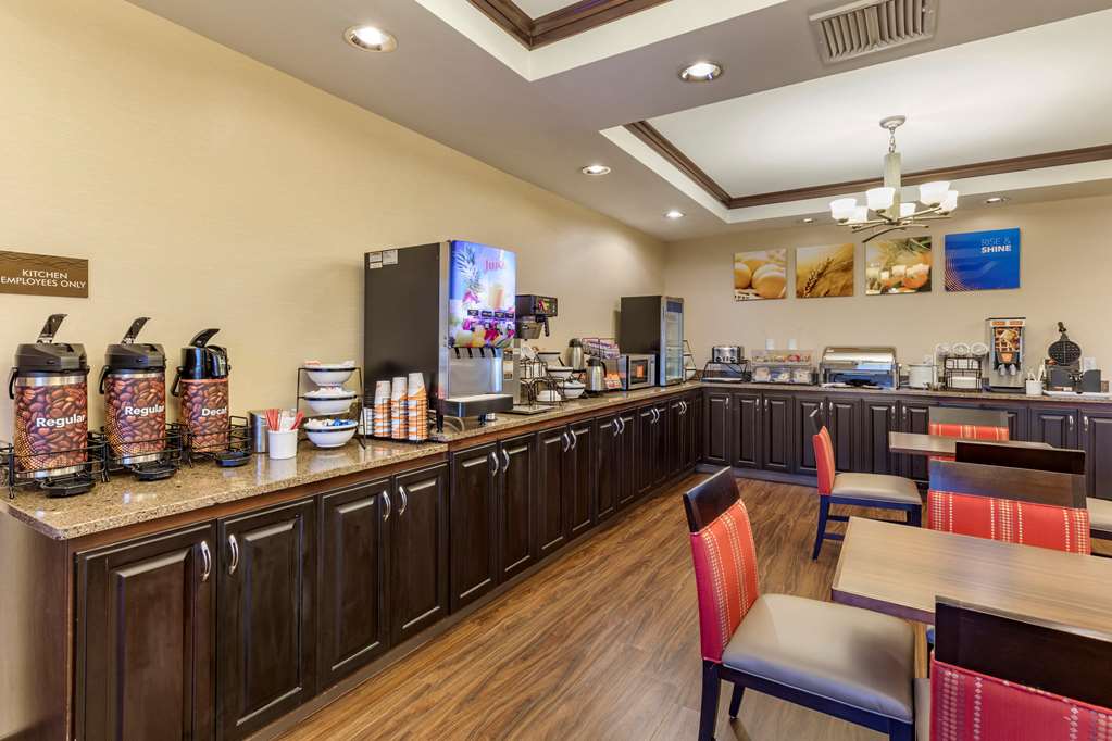 Comfort Inn & Suites Russellville I 40 - photo 33