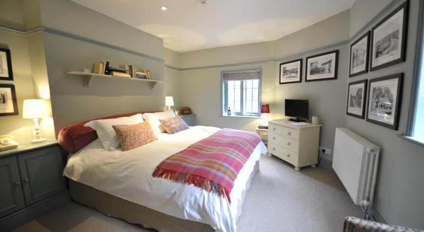 Bel & The Dragon Churt in Farnham, United Kingdom