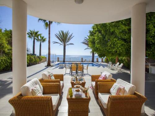 Luxury Villa With Special Sea Views