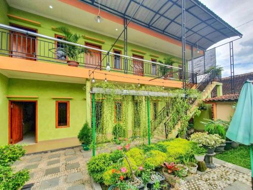 Graha Adi Karya Kartasura Syariah by Reddoorz in Surakarta, Indonesia