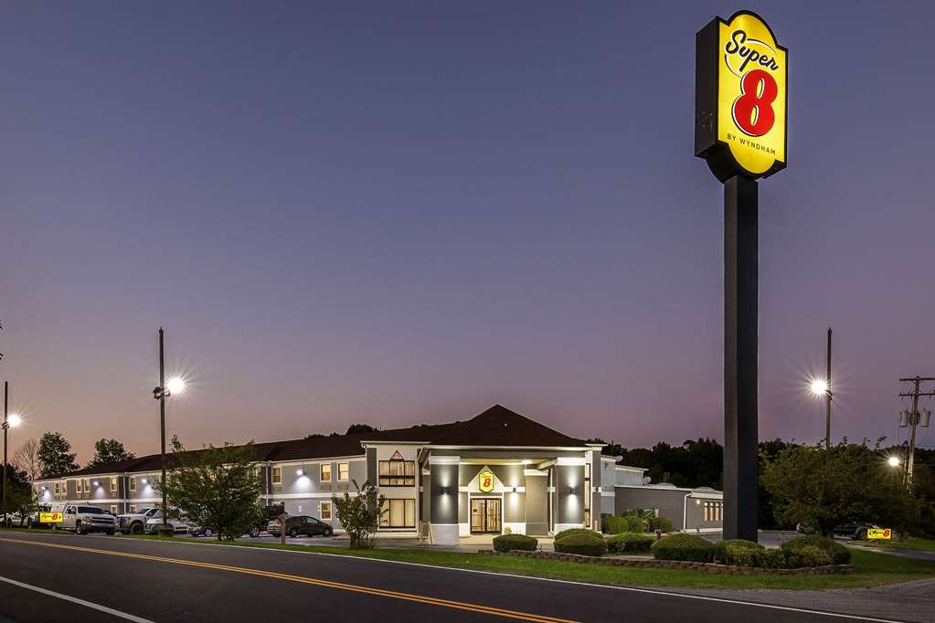 Super 8 by Wyndham Dickson - photo 7