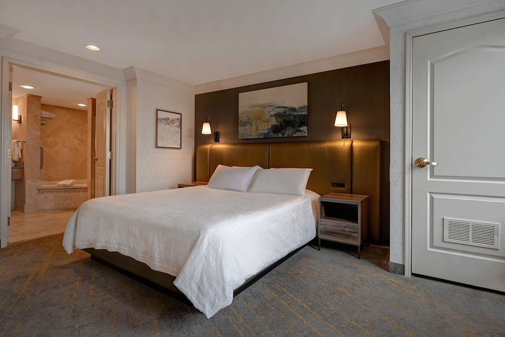 Hilton Garden Inn Boise Eagle - photo 26