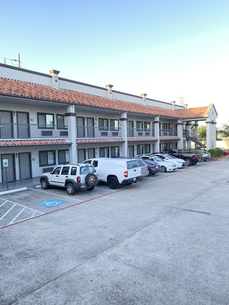 Island Suites - photo 55