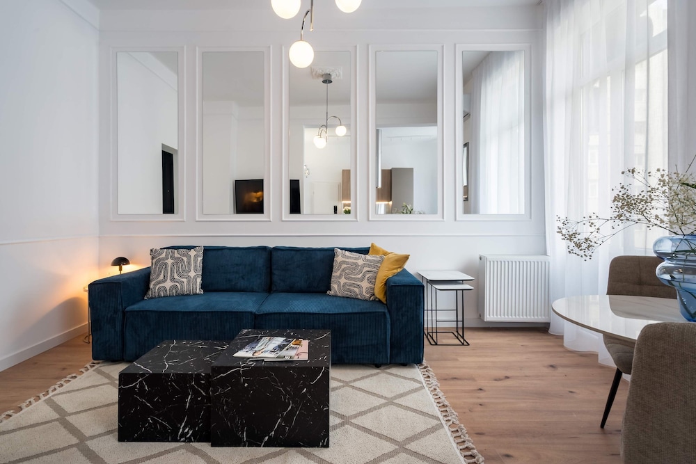 Contemporary Aparthotel 2BR Flats - last minute hotel in Bucharest