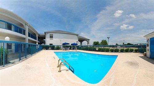 America's Best Inn Siler City - photo 6
