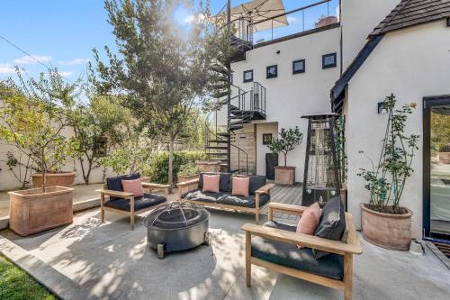 European Charm Meets La Jolla Rooftop Views in San Diego, United States