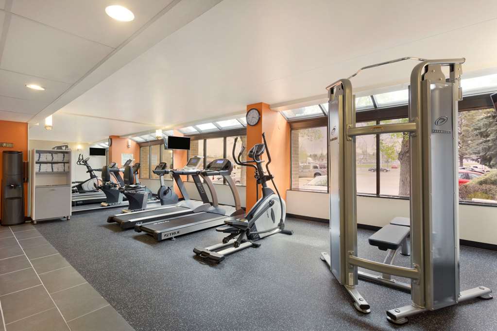 Super 8 by Wyndham Westminster Denver North - photo 4