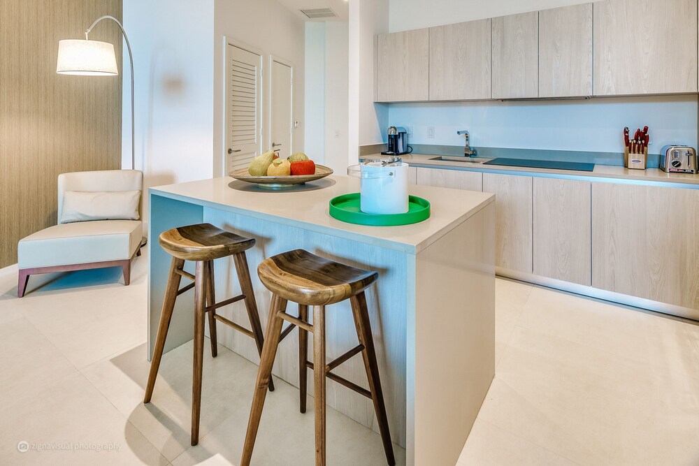 Contemporary Beach Resort Condos - photo 64