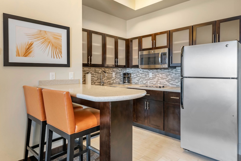 Staybridge Suites St. Petersburg Downtown by IHG - photo 17