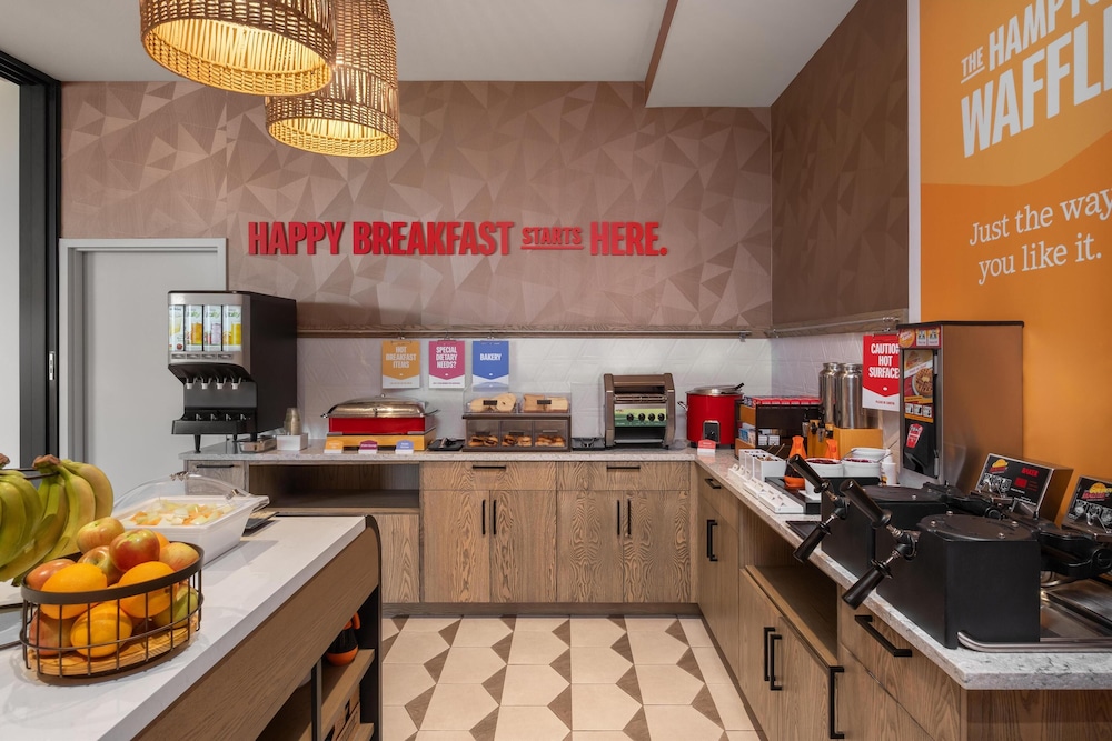 Hampton Inn & Suites by Hilton Maui North Shore - photo 47