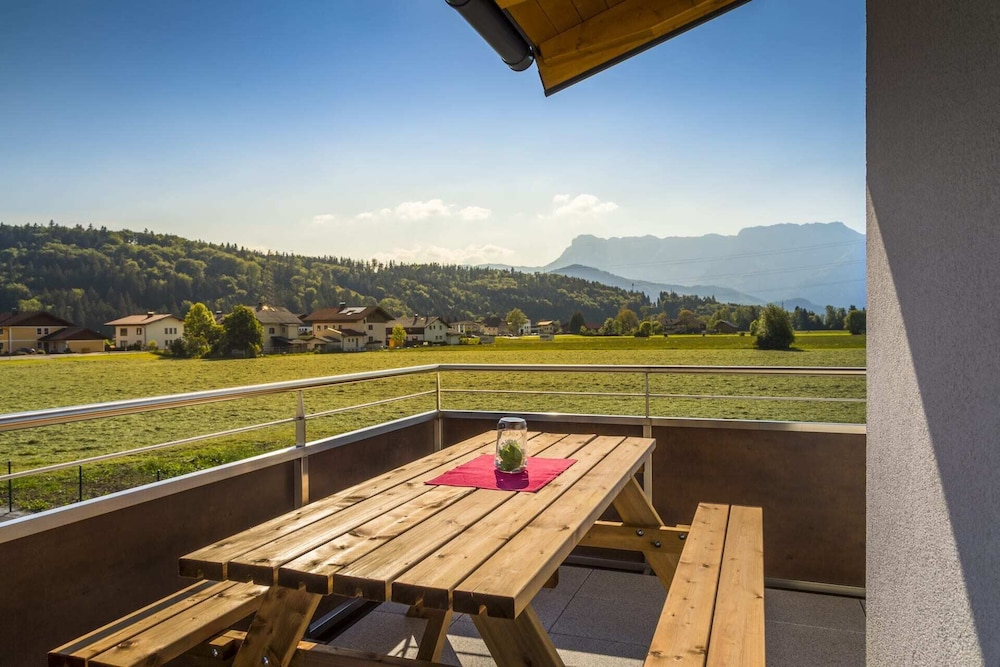 Motzenhof — 4-Star Luxury Hotel in Adnet, Austria