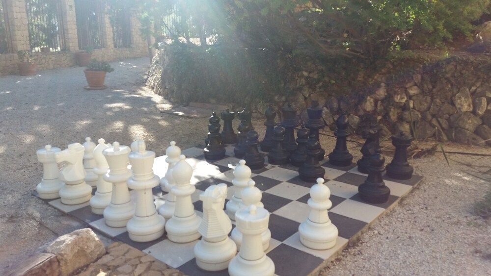 Hotel Villa Lehmi — carbon neutral stay, Alicante