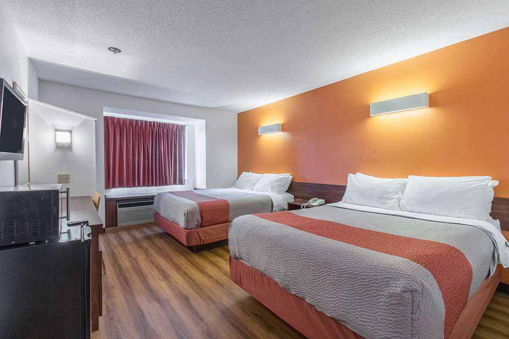 Motel 6 Streetsboro OH - photo 6