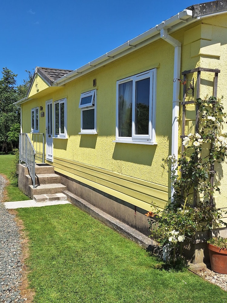 Thornbury Holiday Park — 4-Star Luxury Hotel in Holsworthy, United Kingdom