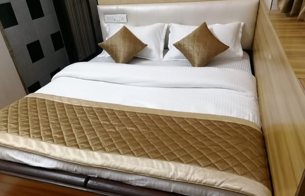 Hotel Swapna International