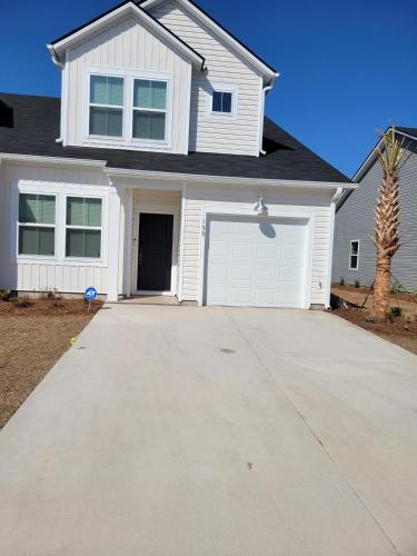 Coastal Charm 3 bedroom townhome — 4-Star Luxury Hotel in Myrtle Beach, United States