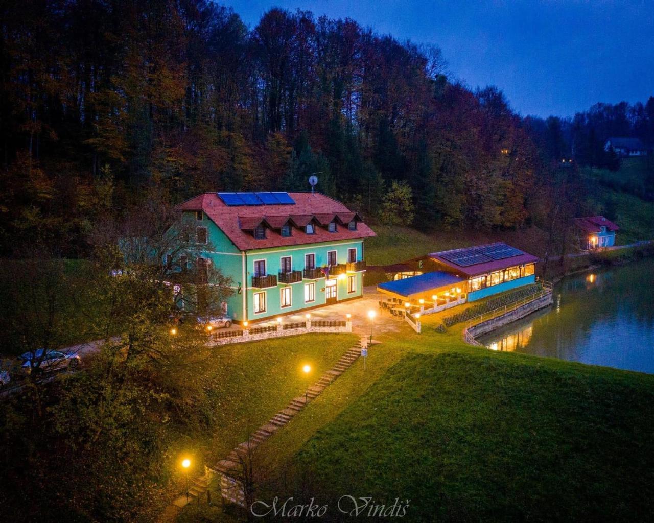 Penzion ob Ribniku in Podlehnik, Slovenia