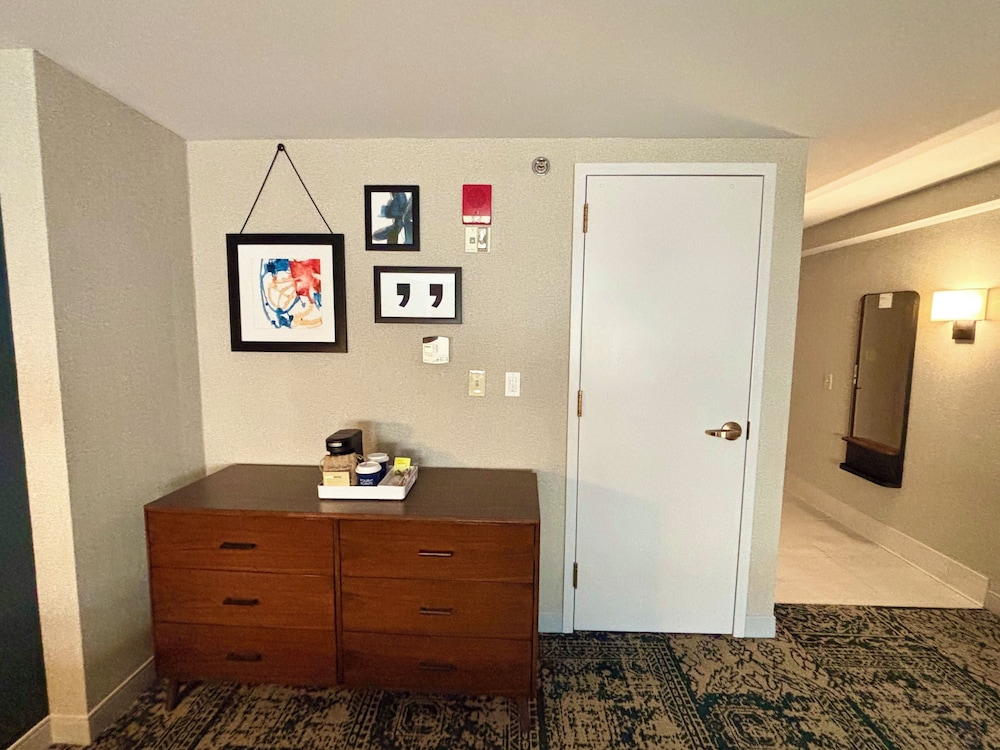 Four Points By Sheraton Norwood - photo 26