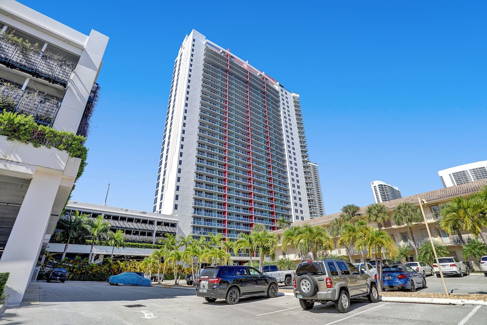 Amazing 3Bd Condo Beachwalk Resort - photo 38