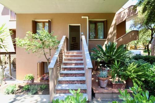 Euroturist I1 — 4-Star Luxury Hotel in San Vincenzo, Italy