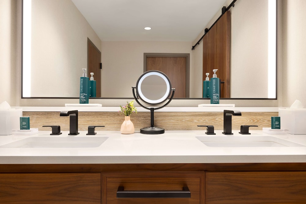 Hilton North Scottsdale At Cavasson - photo 16