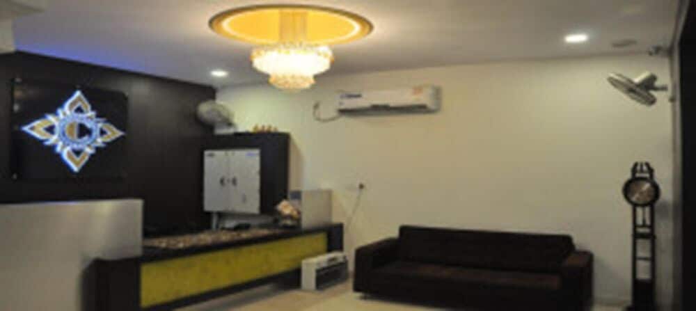 Hotel Crossroad - last minute hotel in Lucknow