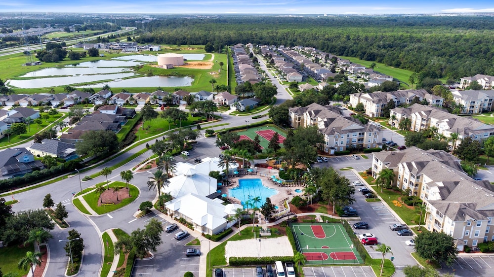 Amazing Resort 2 bed Condo Close to Disney - photo 10