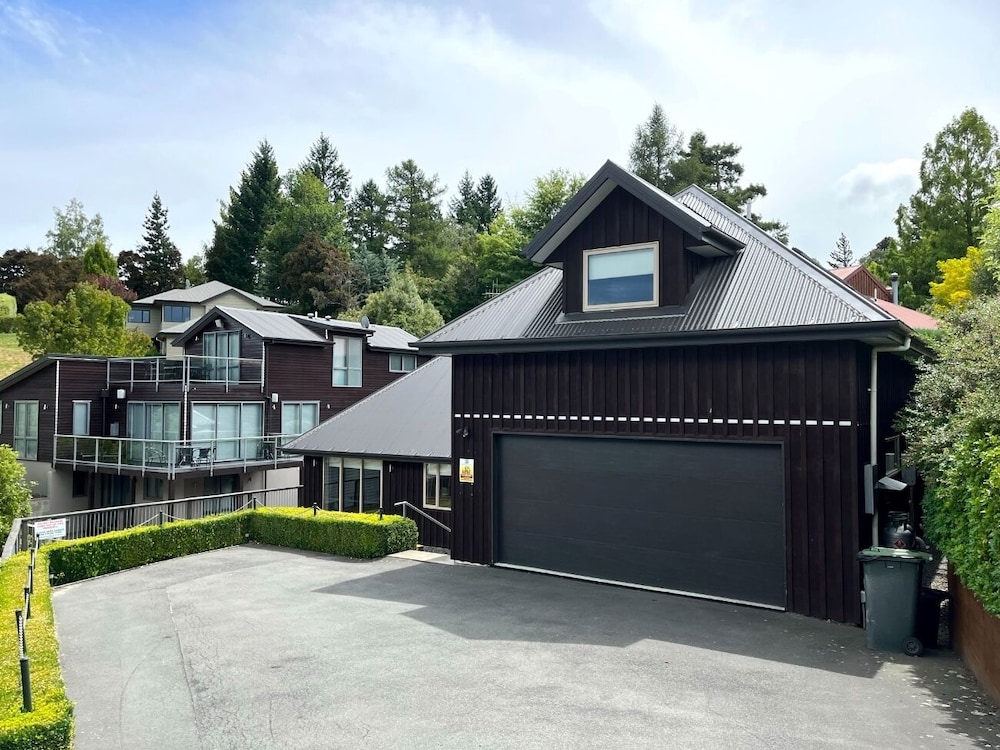 38 St James Avenue in Unknown City, New Zealand